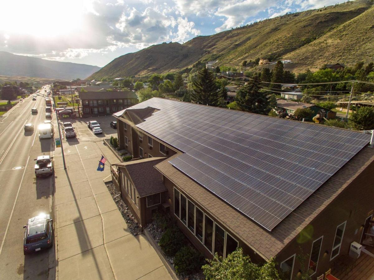 Super 8 By Wyndham Gardiner/Yellowstone Park Area Exterior foto